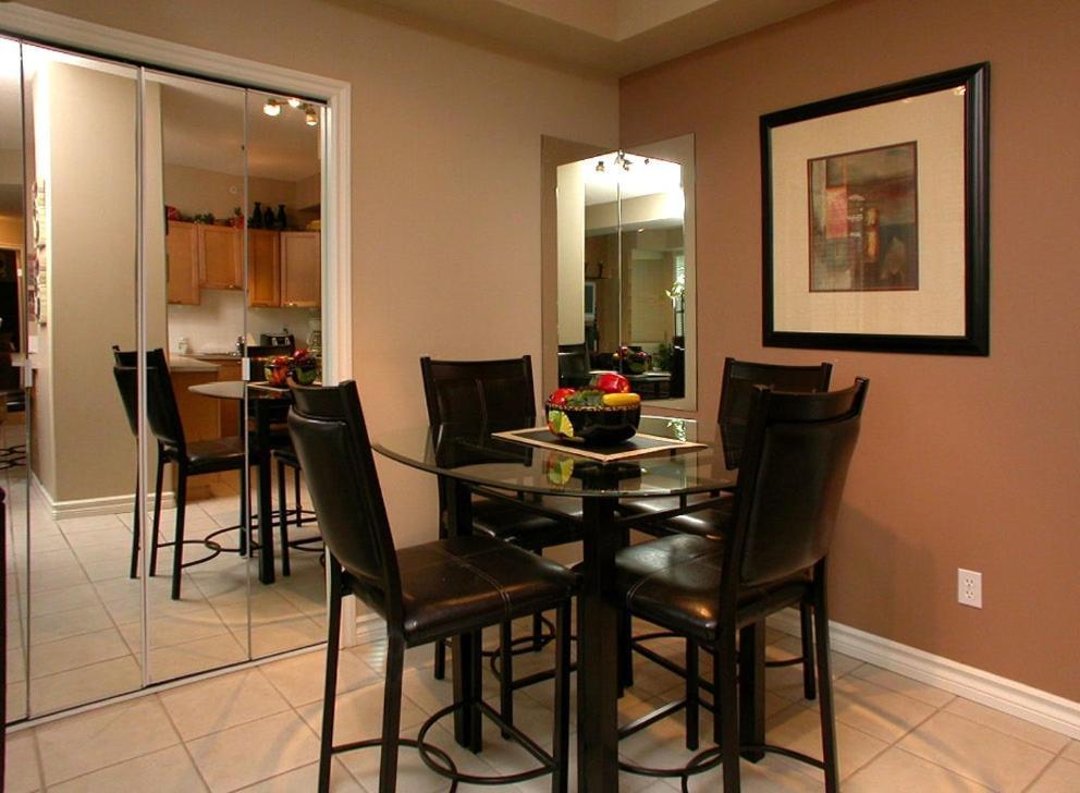 Sunset Waterfront Resort By Discover Kelowna Resort Accommodations Exterior foto