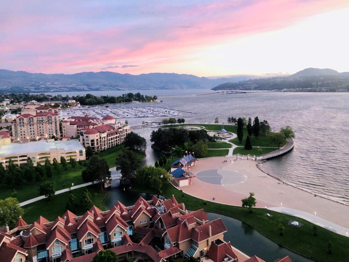 Sunset Waterfront Resort By Discover Kelowna Resort Accommodations Exterior foto